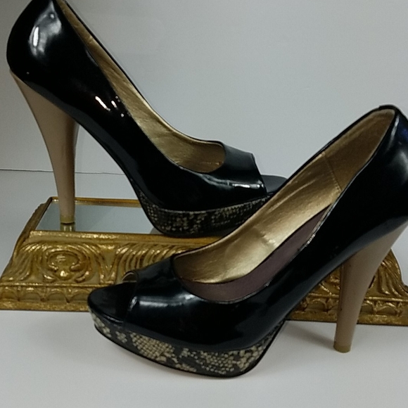 Madden Girl, black, taupe and reptile platforms - Picture 2 of 14